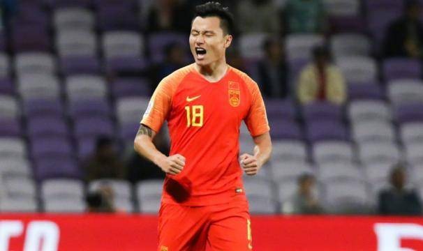  拜仁青训小将穆夏拉梅开二度惊艳全场  