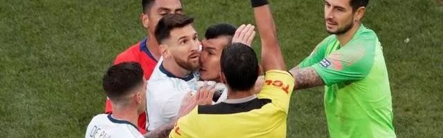  意甲裁判争议判罚引发舆论风暴  