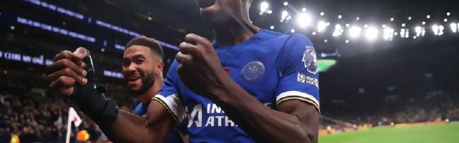  热刺库卢塞夫斯基伤退，理查利森临危救主  