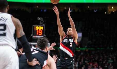  麦科勒姆关键球命中开拓者加时险胜奇才  