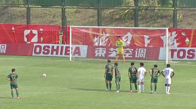  洛里昂锋线小将单场造四球展天赋  